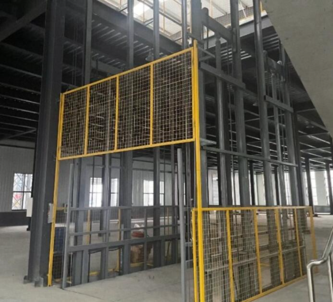 细水乡请详细介绍一下货梯安装在室外的维护方法